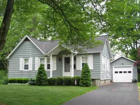 16 Brookview Ave, Delmar, NY 12054 photo 1