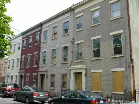 22 Trinity Pl, Albany, NY 12202 photo 3