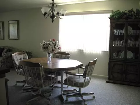16 Olympian Dr, Slingerlands, NY 12159 photo 3