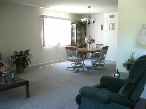 16 Olympian Dr, Slingerlands, NY 12159 photo 4