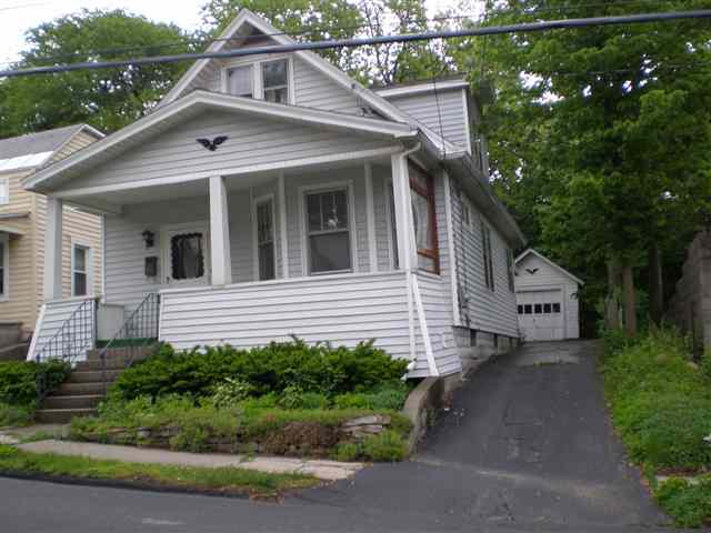 2 Eagle St, Schenectady, NY 12302 photo 1