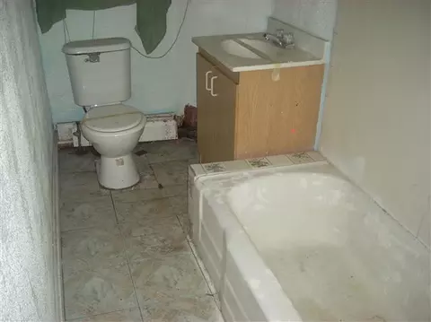 1232 State St, Schenectady, NY 12304 photo 3
