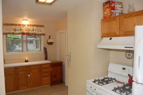 2543 Barton Ave, Schenectady, NY 12306 photo 4