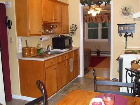 424 Chiswell Rd, Schenectady, NY 12304 photo 8