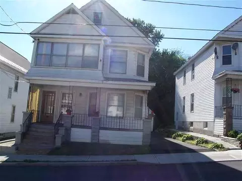 4 Lomasney Ave, Schenectady, NY 12308 photo 11