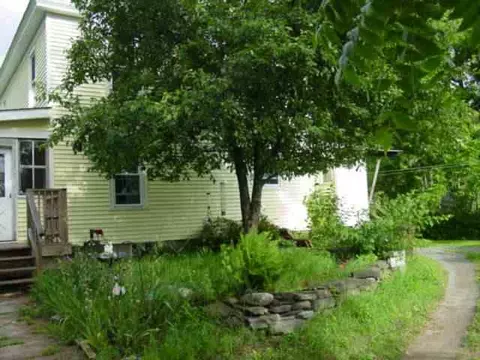 276 Clapper Rd, Selkirk, NY 12158 photo 2