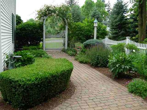 2 Bobwhite Dr, Glenmont, NY 12077 photo 9