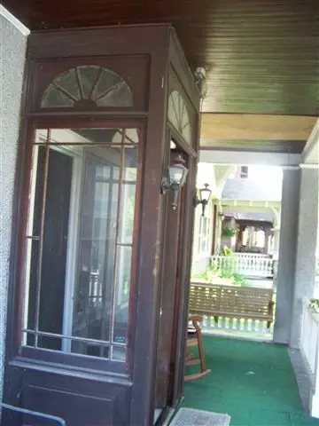 14 Morris Ave, Schenectady, NY 12308 photo 2
