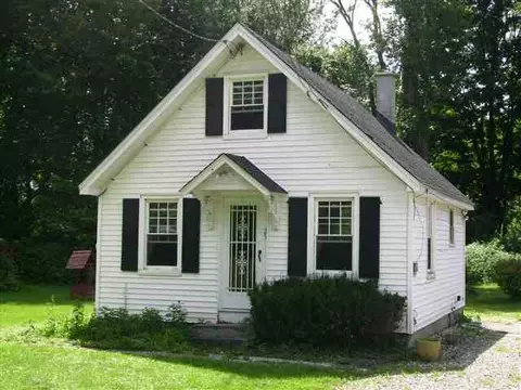 25 Yale Ave, Slingerlands, NY 12159 photo 1