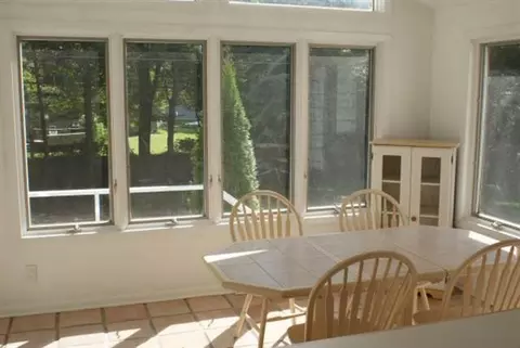 33 Murray Ave, Delmar, NY 12054 photo 3
