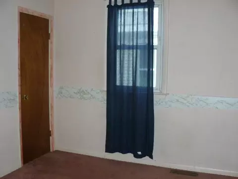590 Ontario St, Schenectady, NY 12306 photo 7