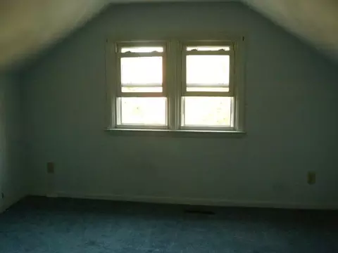 590 Ontario St, Schenectady, NY 12306 photo 9