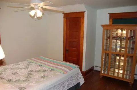 863 Thompson St, Schenectady, NY 12306 photo 7