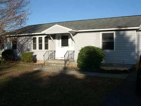 110 Pilling Dr, Fonda, NY 12068 photo 1