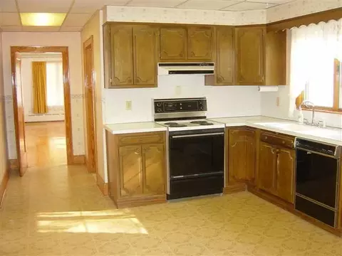 1297 Keyes Ave, Schenectady, NY 12309 photo 7