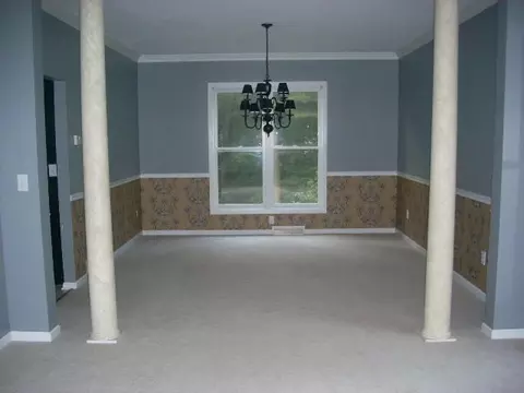 4 Bluestone Rdg, Halfmoon, NY 12065 photo 3