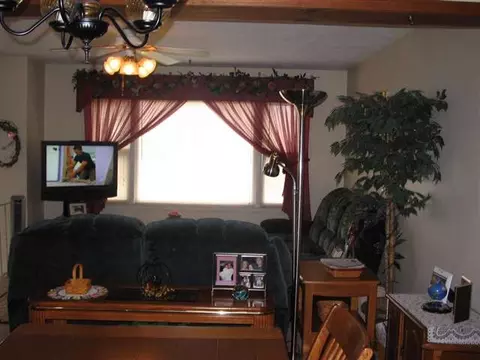 11 Windmill Dr, Glenmont, NY 12077 photo 6