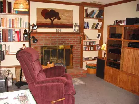 11 Windmill Dr, Glenmont, NY 12077 photo 8