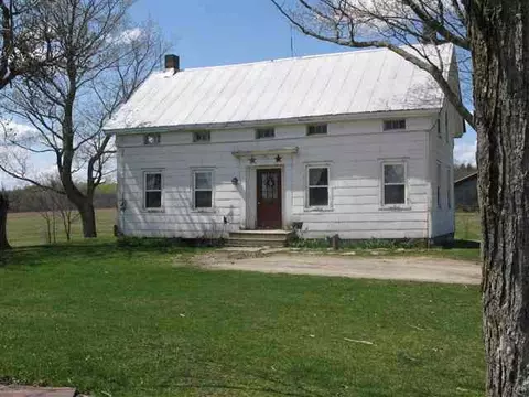 1932 Carlisle Rd, Root, NY 12166 photo 1