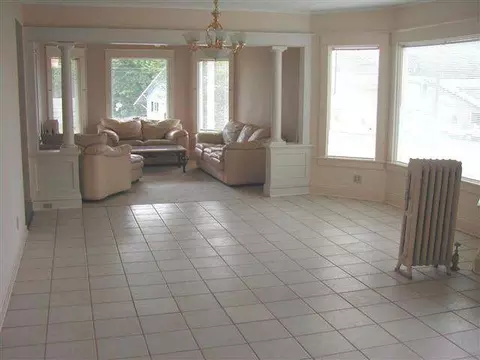 2011 State St, Schenectady, NY 12304 photo 3