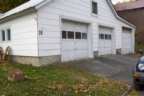 28 Third St, Corinth, NY 12822 photo 2