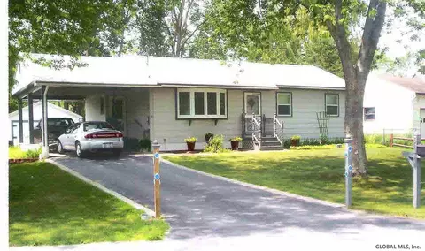 5 Arbor Dr, Hudson Falls, NY 12839