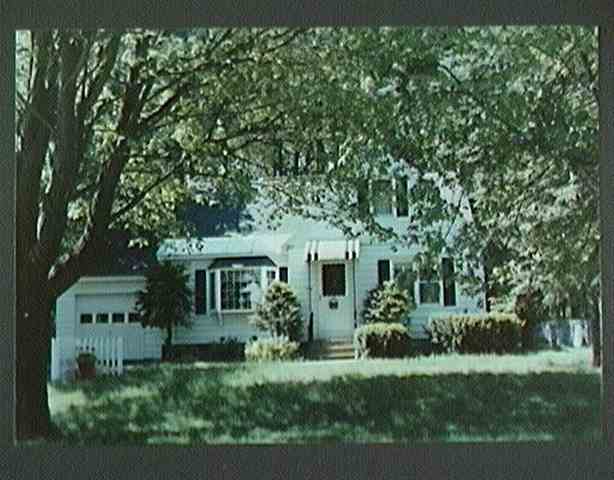 40 Harmon Rd, Schenectady, NY 12302 photo 1