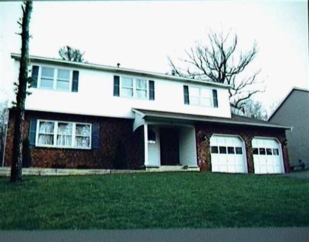36 Glade Dr, Schenectady, NY 12309 photo 1