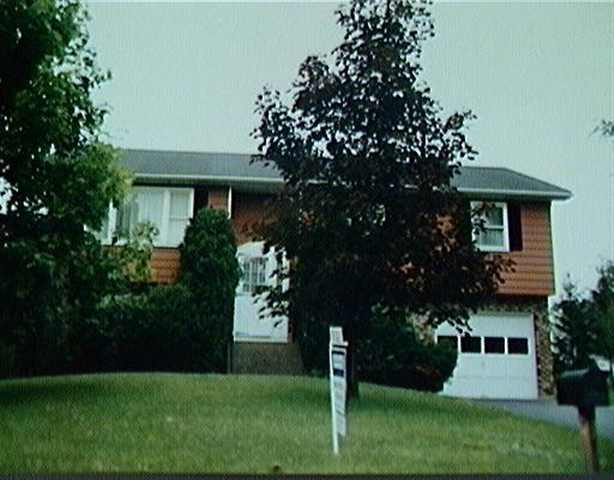 18 Rigi Ct, Selkirk, NY 12158 photo 1