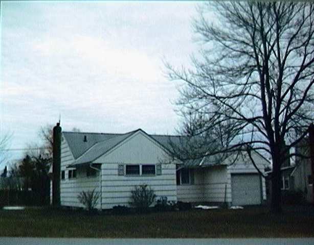 2267 Dean St, Schenectady, NY 12309 photo 1