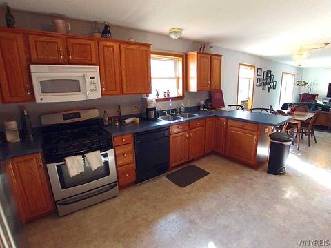 2403 Hosmer Rd, Hartland, NY 14008 photo 17