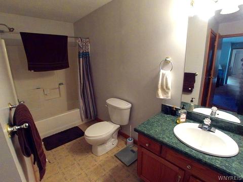 2403 Hosmer Rd, Hartland, NY 14008 photo 9