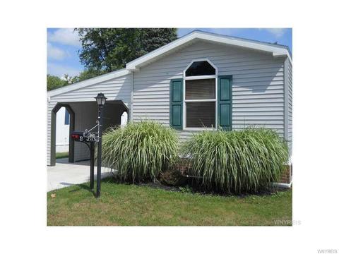 4 Xavier, Clarence, NY 14031 photo 1