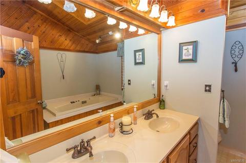 59 E Main St, Corfu, NY 14036 photo 5