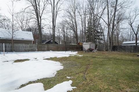 9198 Waterman Rd, Evans, NY 14006 photo 15