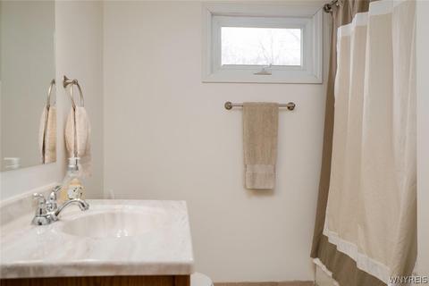 9198 Waterman Rd, Evans, NY 14006 photo 12