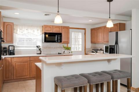 9198 Waterman Rd, Evans, NY 14006 photo 3