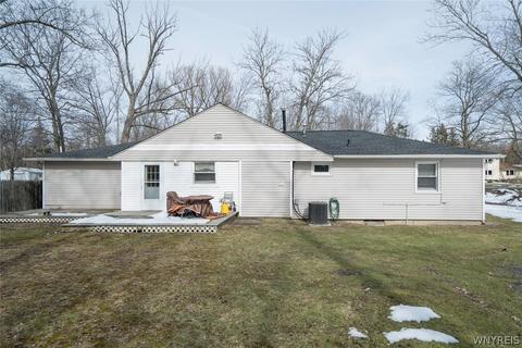 9198 Waterman Rd, Evans, NY 14006 photo 14