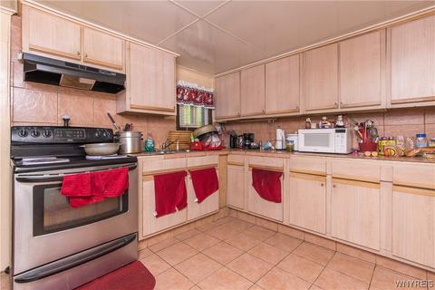227 Forest Ave, Buffalo, NY 14213 photo 13