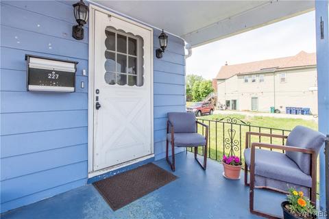 227 Forest Ave, Buffalo, NY 14213 photo 3