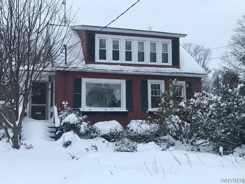 36 Maple St, Arcade, NY 14009 photo 2