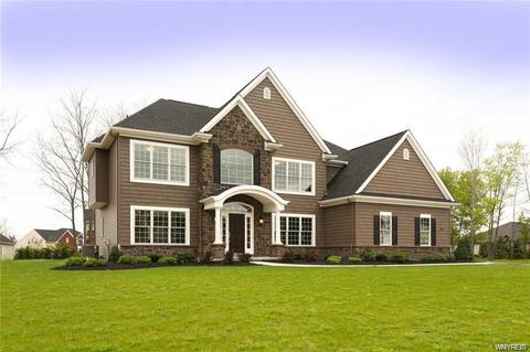 7298 Paddock Rdg, Pendleton, NY 14102 photo 1