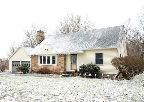 771 Maple Rd East Aurora Ny 14052 Mls B1167181 Movoto Com