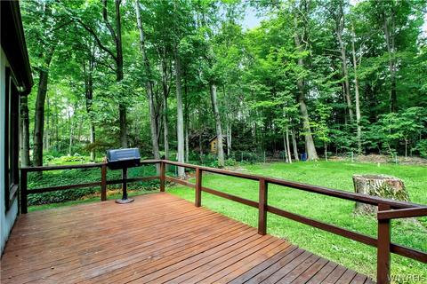 6875 Derby Rd, Evans, NY 14047 photo 34