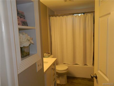 1399 Darlington Dr, Evans, NY 14047 photo 6
