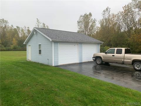 7410 Bishop Rd, Hartland, NY 14008 photo 3