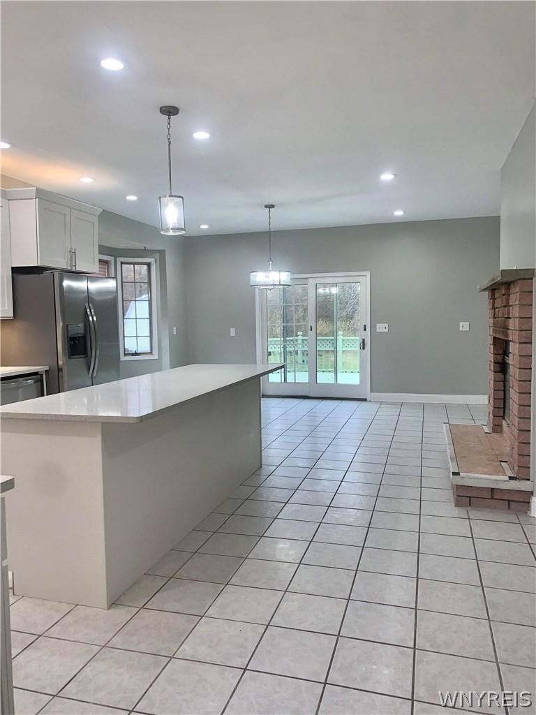  8169 Westphalinger Rd, East Amherst, NY 14051 photo 5