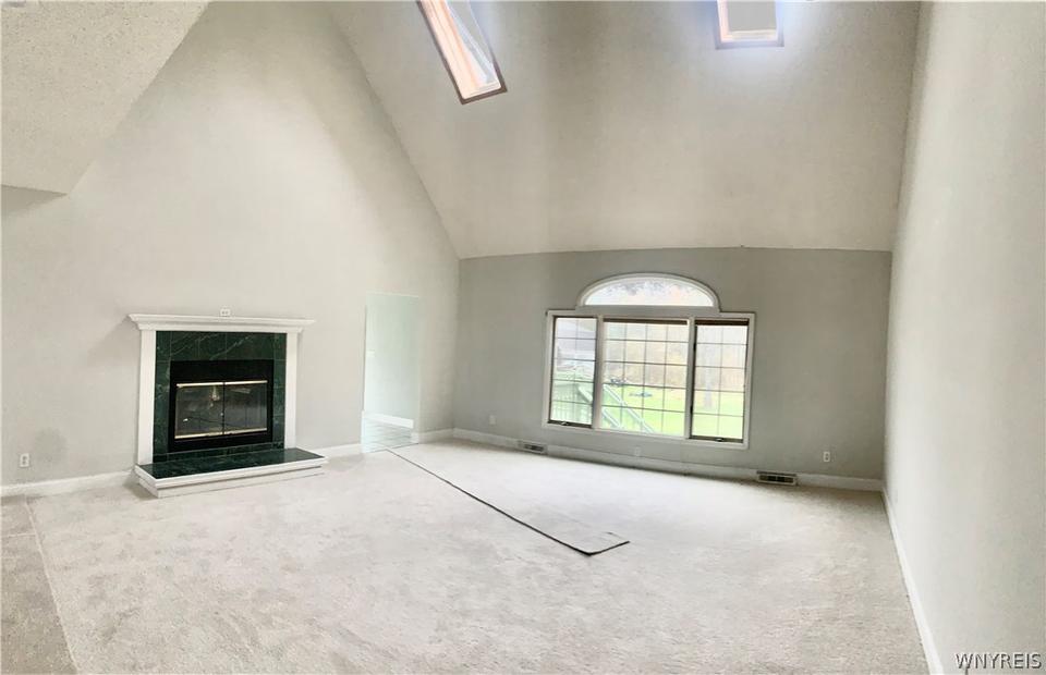  8169 Westphalinger Rd, East Amherst, NY 14051 photo 10