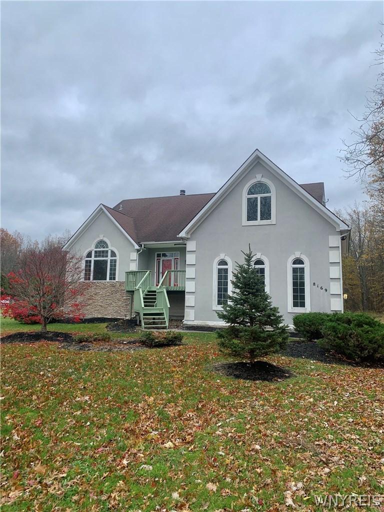  8169 Westphalinger Rd, East Amherst, NY 14051 photo 1