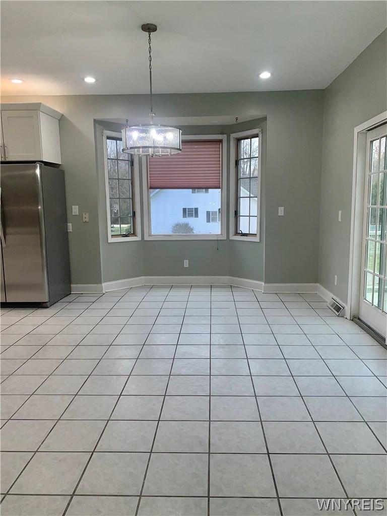  8169 Westphalinger Rd, East Amherst, NY 14051 photo 6
